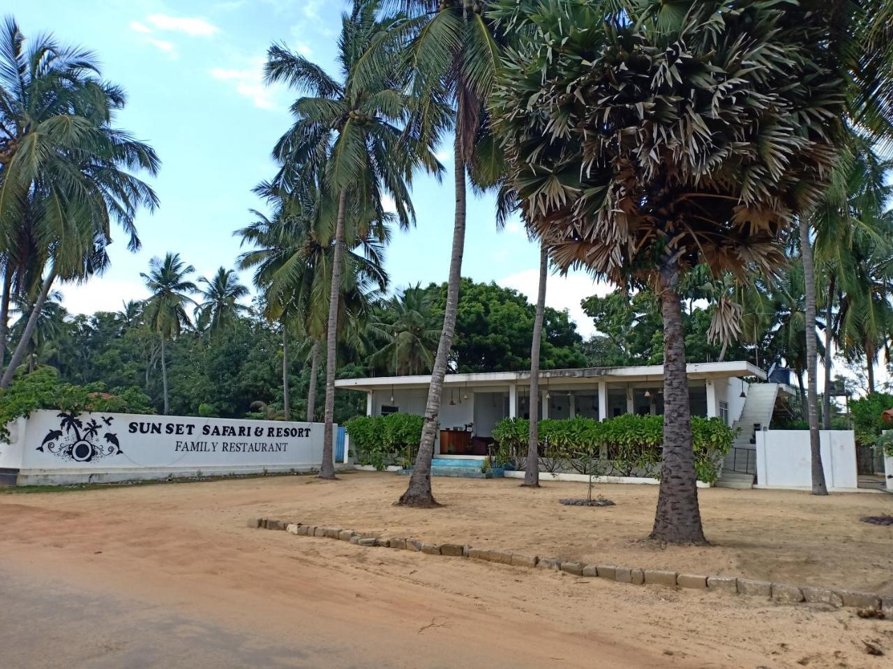 Sunset Safari & Resort Kalpitiya Exterior photo